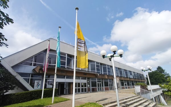 Maison des arts et de la danse, Centre culturel Jean Moulin