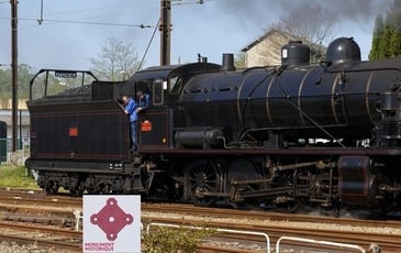 Rencontre avec d'authentiques machines à vapeur et des autorails d'antan
