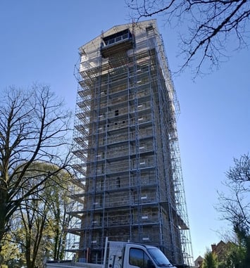 Visite du chantier du donjon de château Chervix