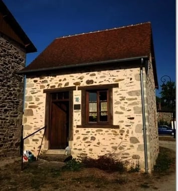 Exposition et fonctionnement de l'ancien four à pain communal