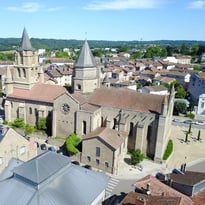 Patrimoine en péril : la collégiale de Saint-Junien se dévoile