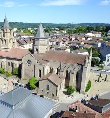 Patrimoine en péril : la collégiale de Saint-Junien se dévoile