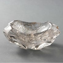 Visite guidée, Le verre, un matériau fragile
